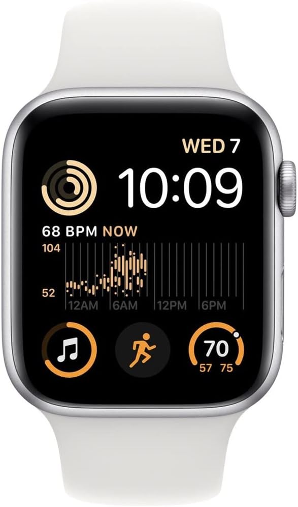 Silver Aluminum 40mm Apple Watch SE with White Sport Band L553683